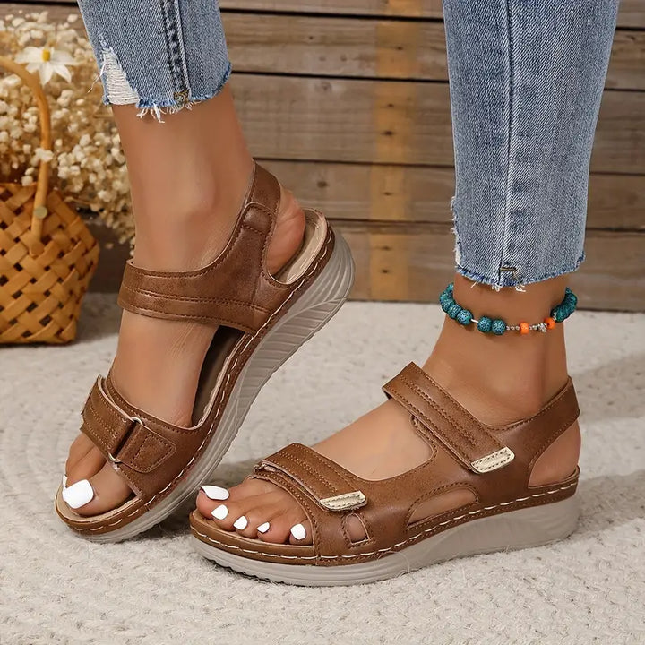Anna-Mathilde | Orthopädische Sandalen