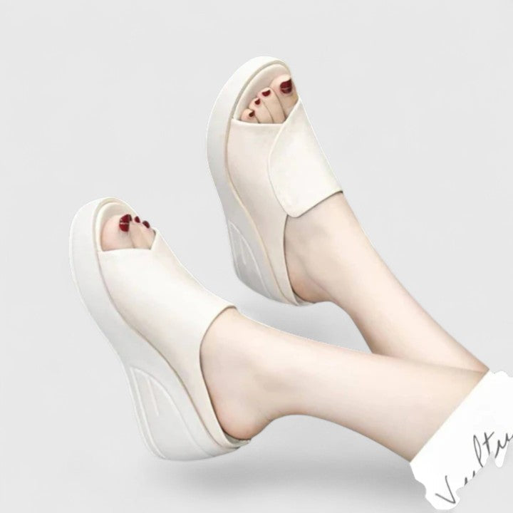 Kora - Orthopädische Wedge-Sandalen
