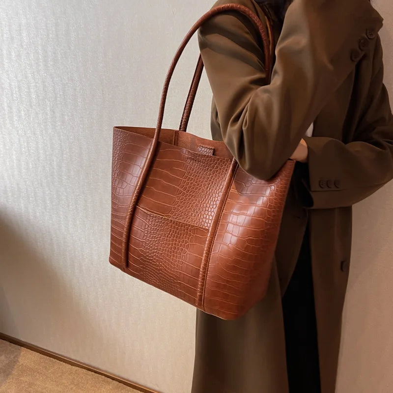 Christina™ | Elegante Schultertasche