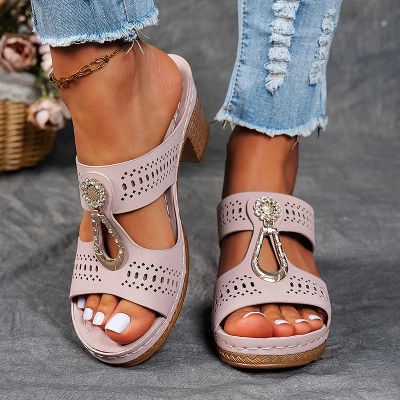 Xenia | Orthopädische Sandalen