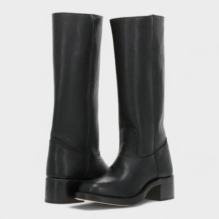 Klassische Reitstiefel mit hohem Schaft