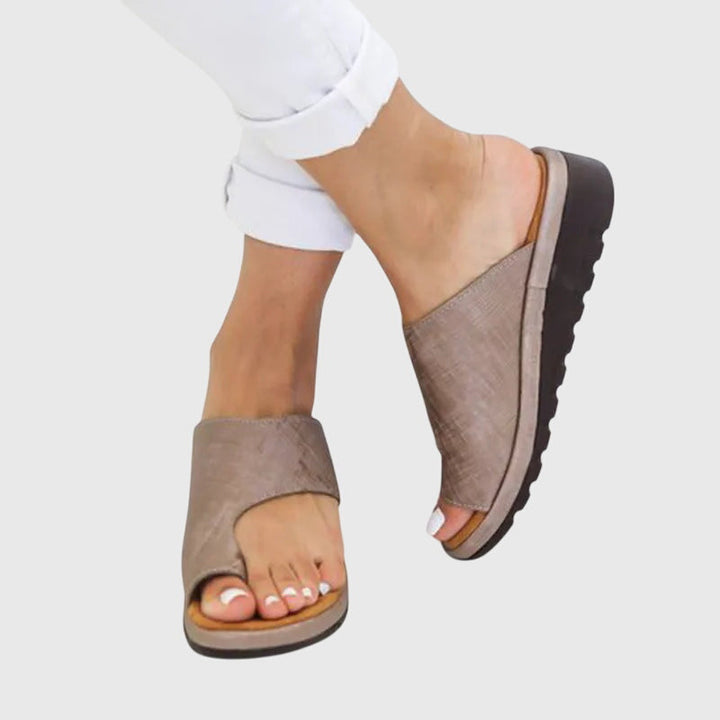 Amara - Orthopädische Sandalen