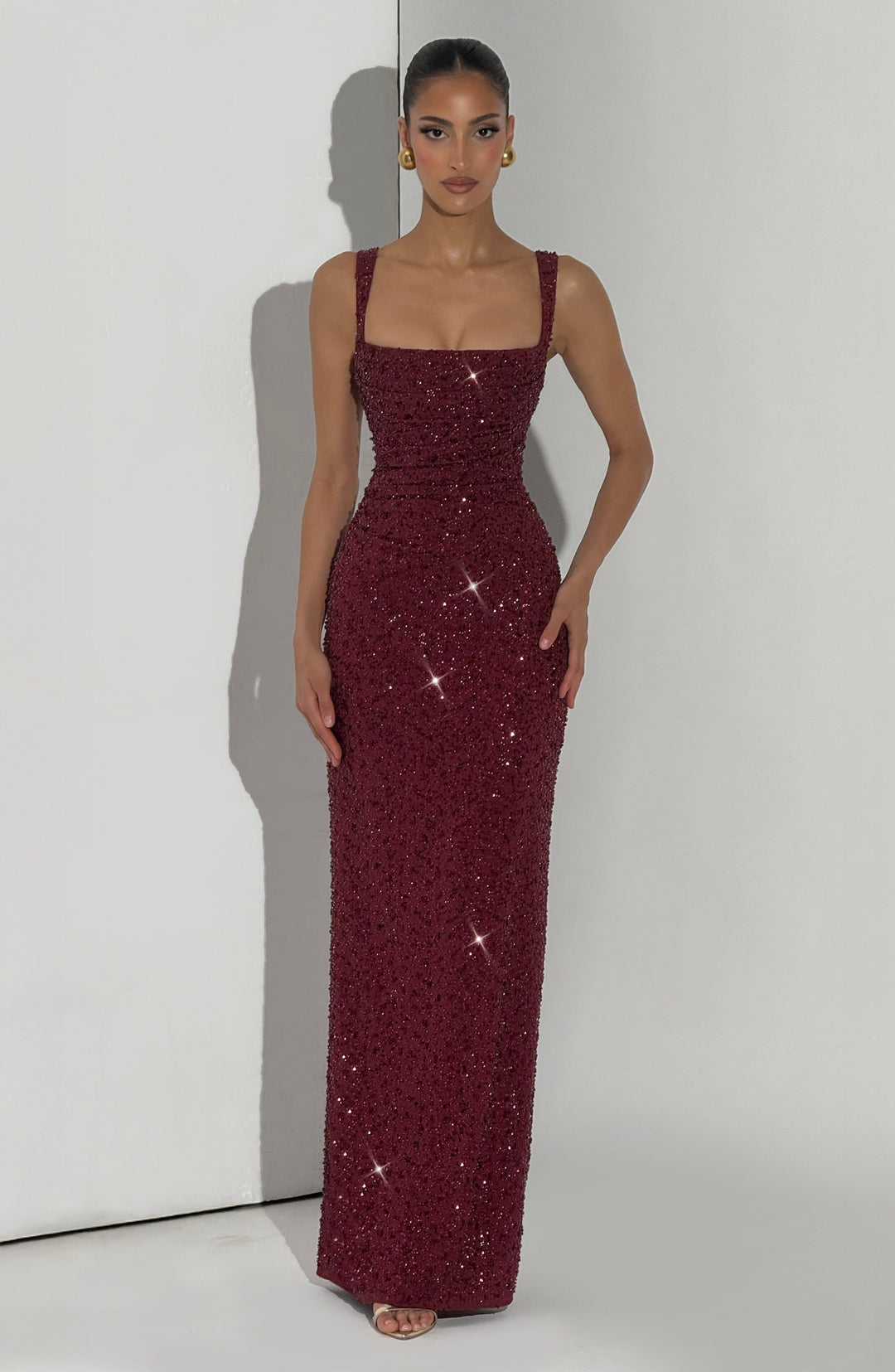 ROSALIND | Glamouröses Maxikleid mit Eckigem Ausschnitt