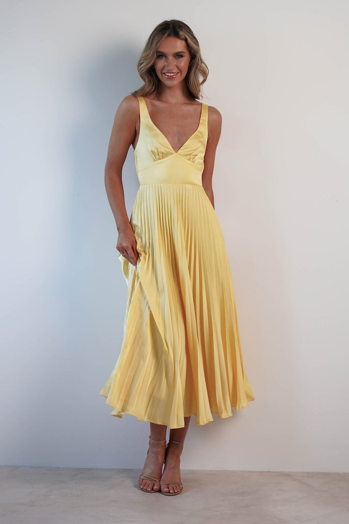 MALKA | Plissee Maxikleid mit Zartem Fall für Hochzeitsgäste