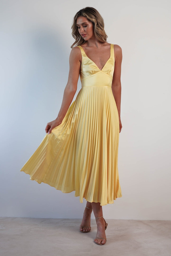 MALKA | Plissee Maxikleid mit Zartem Fall für Hochzeitsgäste