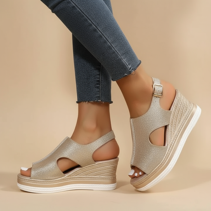 Anna-Caroline | Entspannte Keilsandalen