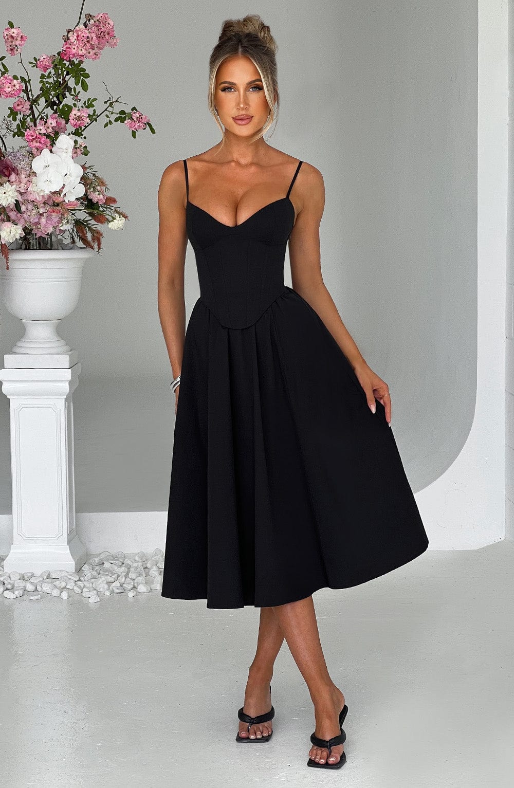 MAILEEN | Elegantes Corsage Midikleid für Hochzeitsgäste