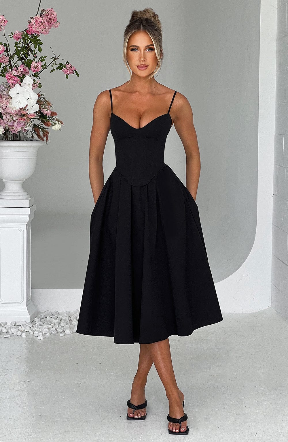 MAILEEN | Elegantes Corsage Midikleid für Hochzeitsgäste